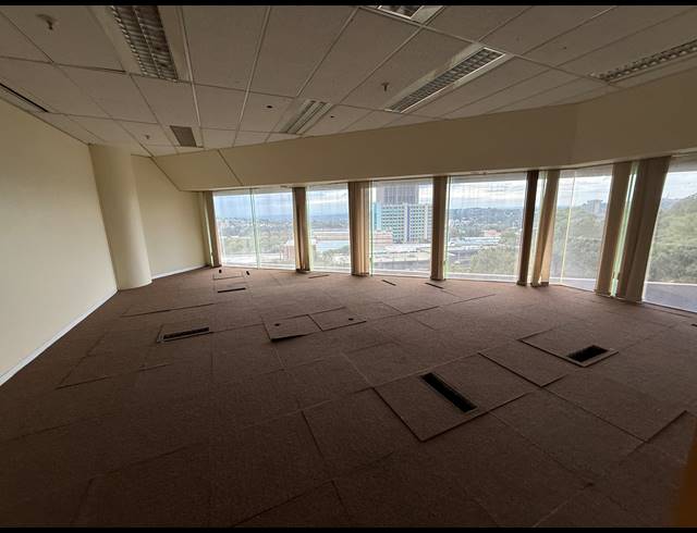 1,126M² OFFICE TO LET IN AUCKLAND PARK